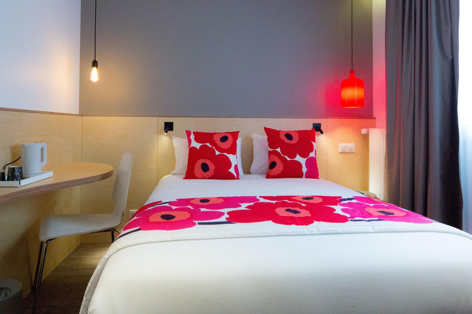 Hotel La Régence Courbevoie