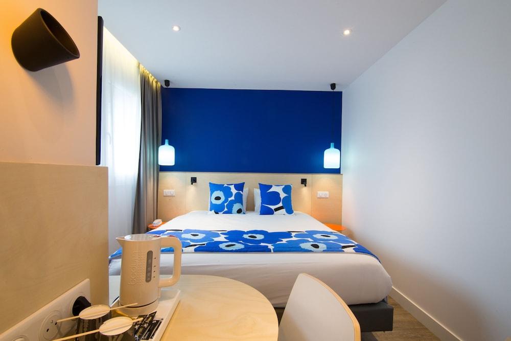 La Regence 3* Courbevoie