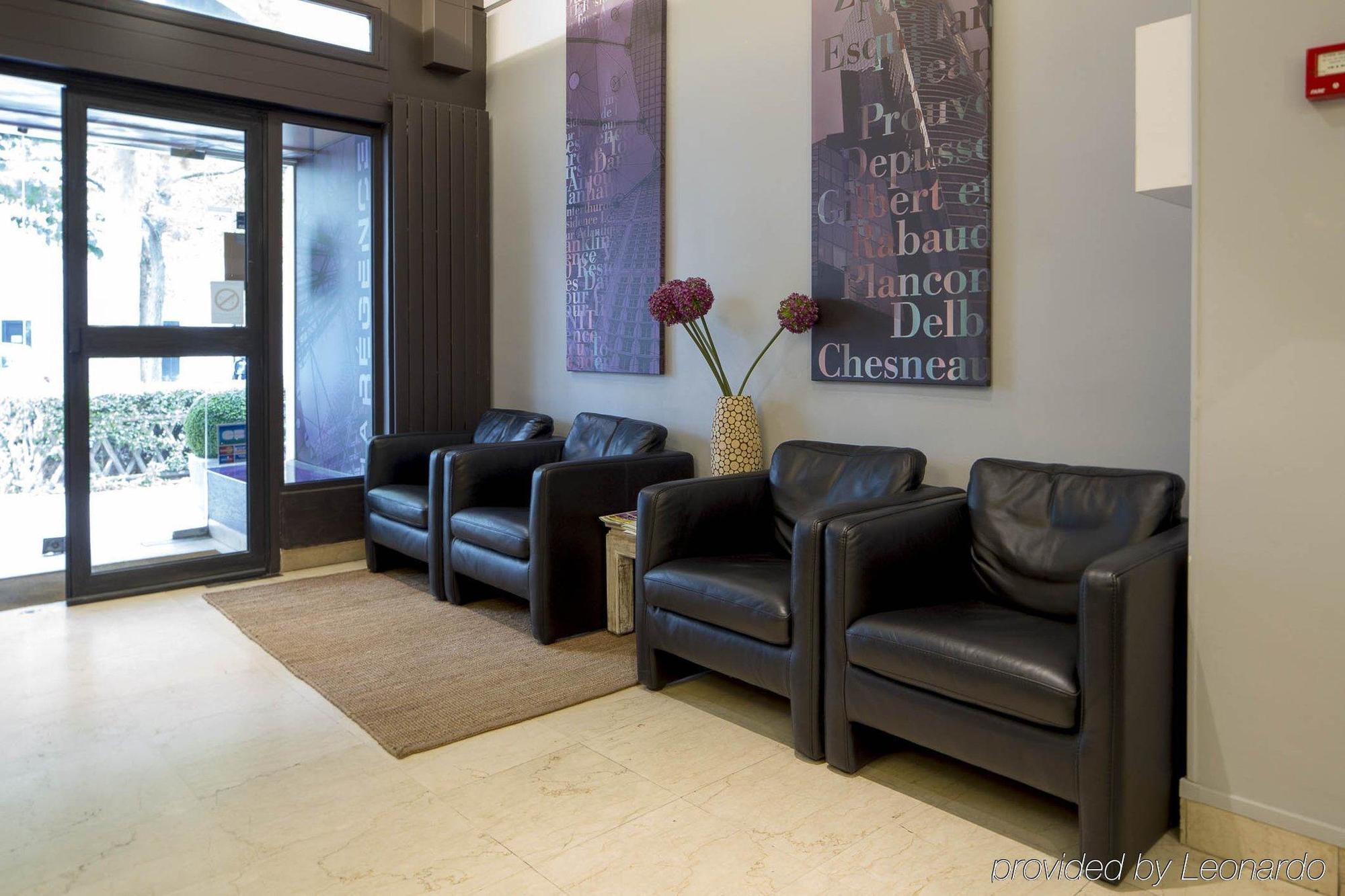 La Régence Hotel Courbevoie